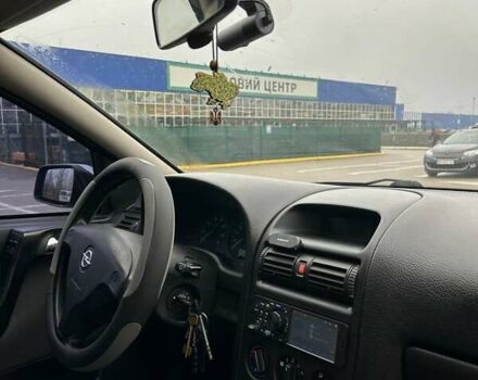 Серый Опель Астра, объемом двигателя 1.4 л и пробегом 185 тыс. км за 4500 $, фото 5 на Automoto.ua