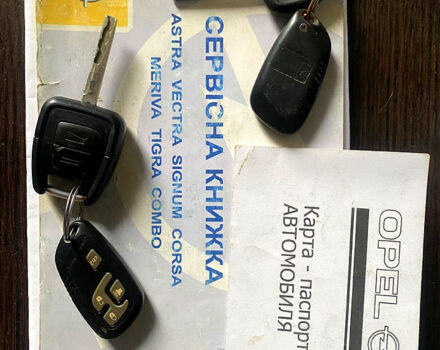 Серый Опель Астра, объемом двигателя 1.4 л и пробегом 200 тыс. км за 3500 $, фото 4 на Automoto.ua