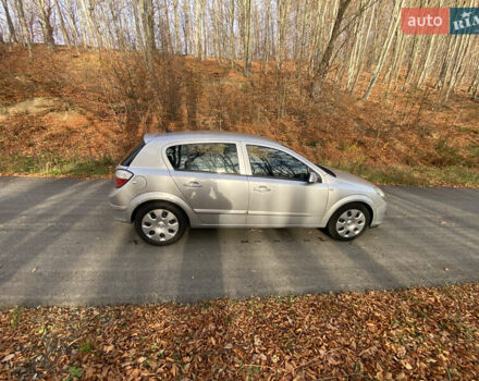 Серый Опель Астра, объемом двигателя 1.6 л и пробегом 256 тыс. км за 4350 $, фото 6 на Automoto.ua