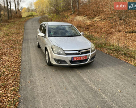 Серый Опель Астра, объемом двигателя 1.6 л и пробегом 256 тыс. км за 4350 $, фото 11 на Automoto.ua