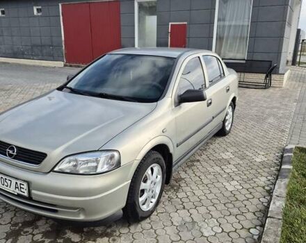 Серый Опель Астра, объемом двигателя 1.4 л и пробегом 361 тыс. км за 3800 $, фото 3 на Automoto.ua