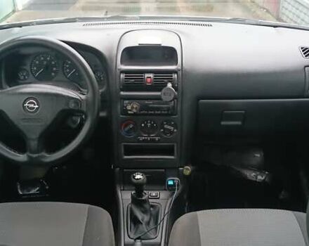 Сірий Опель Астра, об'ємом двигуна 1.4 л та пробігом 200 тис. км за 3800 $, фото 6 на Automoto.ua