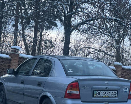 Серый Опель Астра, объемом двигателя 1.4 л и пробегом 351 тыс. км за 3600 $, фото 4 на Automoto.ua