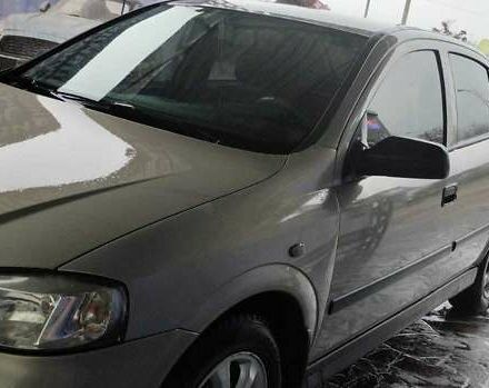 Серый Опель Астра, объемом двигателя 1.36 л и пробегом 362 тыс. км за 3900 $, фото 4 на Automoto.ua