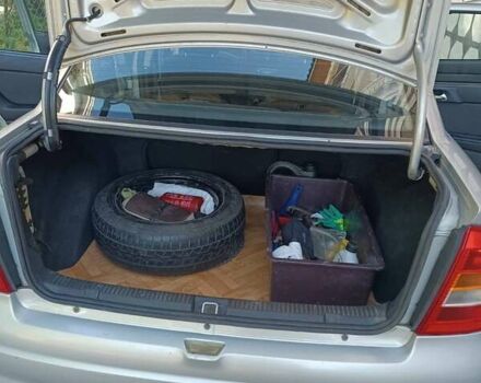 Серый Опель Астра, объемом двигателя 1.4 л и пробегом 189 тыс. км за 3900 $, фото 22 на Automoto.ua