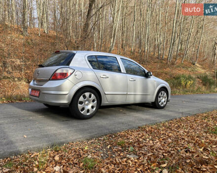 Серый Опель Астра, объемом двигателя 1.6 л и пробегом 256 тыс. км за 4350 $, фото 5 на Automoto.ua