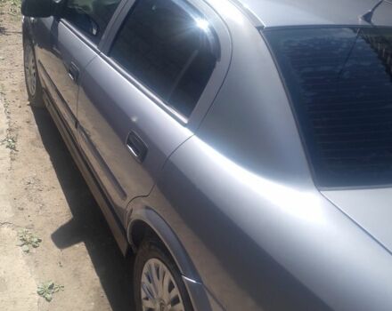 Серый Опель Астра, объемом двигателя 1.4 л и пробегом 230 тыс. км за 2800 $, фото 3 на Automoto.ua