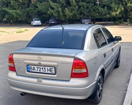 Серый Опель Астра, объемом двигателя 1.4 л и пробегом 260 тыс. км за 3590 $, фото 4 на Automoto.ua