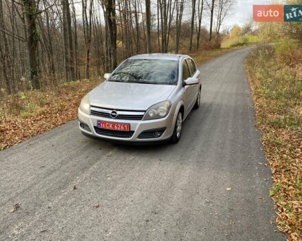 Серый Опель Астра, объемом двигателя 1.6 л и пробегом 256 тыс. км за 4350 $, фото 9 на Automoto.ua