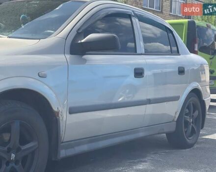 Серый Опель Астра, объемом двигателя 1.4 л и пробегом 172 тыс. км за 3500 $, фото 1 на Automoto.ua