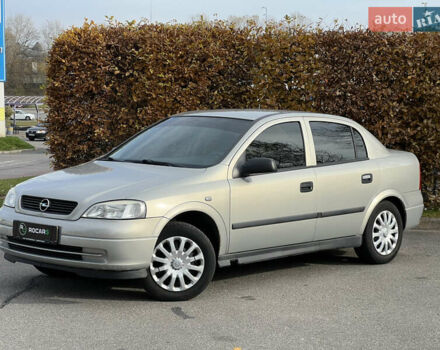 Серый Опель Астра, объемом двигателя 1.36 л и пробегом 77 тыс. км за 3999 $, фото 8 на Automoto.ua