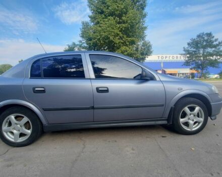 Серый Опель Астра, объемом двигателя 1.4 л и пробегом 282 тыс. км за 3700 $, фото 3 на Automoto.ua