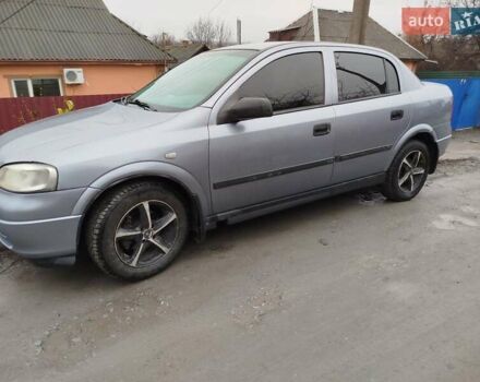 Серый Опель Астра, объемом двигателя 1.4 л и пробегом 197 тыс. км за 3350 $, фото 4 на Automoto.ua