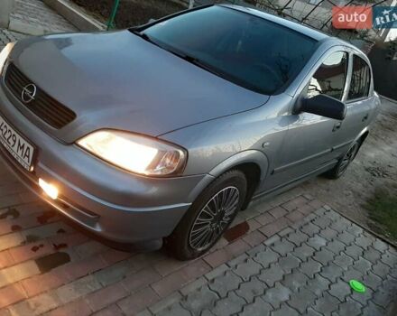 Сірий Опель Астра, об'ємом двигуна 1.4 л та пробігом 186 тис. км за 4250 $, фото 1 на Automoto.ua