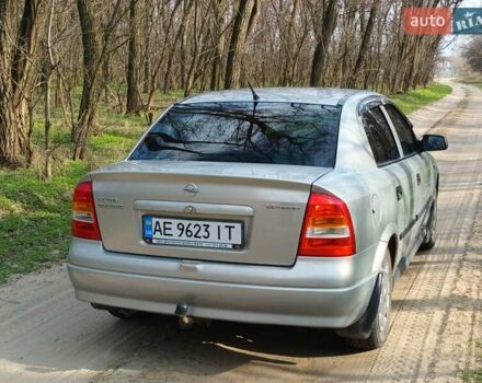 Серый Опель Астра, объемом двигателя 1.4 л и пробегом 184 тыс. км за 4000 $, фото 3 на Automoto.ua