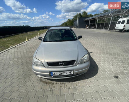 Серый Опель Астра, объемом двигателя 1.4 л и пробегом 320 тыс. км за 4200 $, фото 6 на Automoto.ua