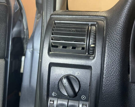 Серый Опель Астра, объемом двигателя 1.4 л и пробегом 351 тыс. км за 3600 $, фото 11 на Automoto.ua