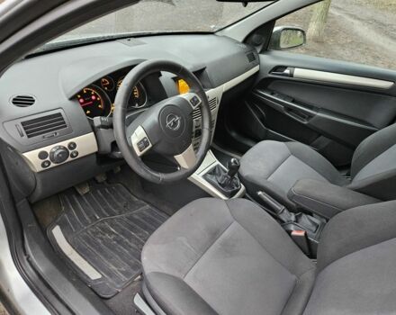 Сірий Опель Астра, об'ємом двигуна 1.3 л та пробігом 286 тис. км за 2350 $, фото 13 на Automoto.ua