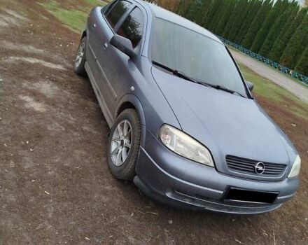 Серый Опель Астра, объемом двигателя 1.6 л и пробегом 180 тыс. км за 4200 $, фото 1 на Automoto.ua