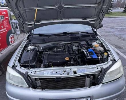 Серый Опель Астра, объемом двигателя 1.4 л и пробегом 140 тыс. км за 4500 $, фото 12 на Automoto.ua