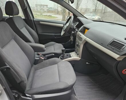 Сірий Опель Астра, об'ємом двигуна 1.3 л та пробігом 286 тис. км за 2350 $, фото 9 на Automoto.ua