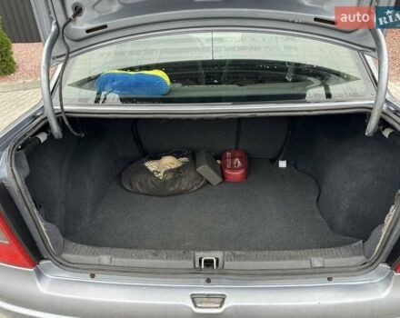 Серый Опель Астра, объемом двигателя 1.6 л и пробегом 314 тыс. км за 2999 $, фото 4 на Automoto.ua