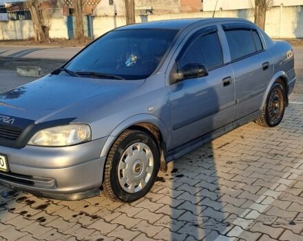 Серый Опель Астра, объемом двигателя 1.4 л и пробегом 173 тыс. км за 2900 $, фото 1 на Automoto.ua