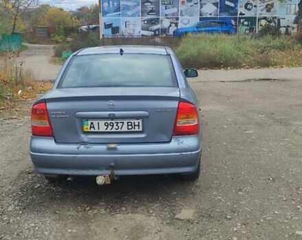 Серый Опель Астра, объемом двигателя 1.4 л и пробегом 250 тыс. км за 3000 $, фото 4 на Automoto.ua