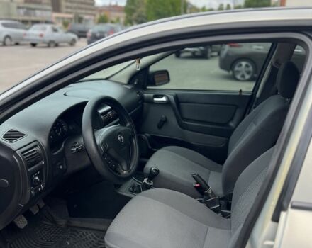 Сірий Опель Астра, об'ємом двигуна 1.4 л та пробігом 310 тис. км за 3250 $, фото 20 на Automoto.ua