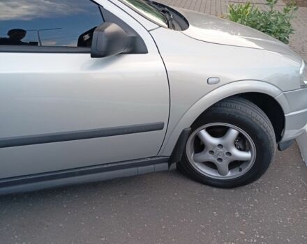 Серый Опель Астра, объемом двигателя 1.6 л и пробегом 183 тыс. км за 3600 $, фото 2 на Automoto.ua