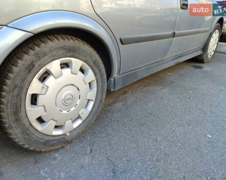 Серый Опель Астра, объемом двигателя 1.39 л и пробегом 190 тыс. км за 4100 $, фото 5 на Automoto.ua