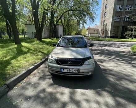 Серый Опель Астра, объемом двигателя 1.6 л и пробегом 176 тыс. км за 4750 $, фото 1 на Automoto.ua