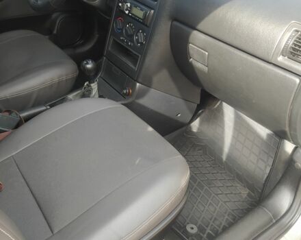 Серый Опель Астра, объемом двигателя 1.6 л и пробегом 145 тыс. км за 5000 $, фото 5 на Automoto.ua