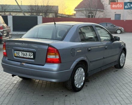 Серый Опель Астра, объемом двигателя 1.4 л и пробегом 139 тыс. км за 4000 $, фото 3 на Automoto.ua