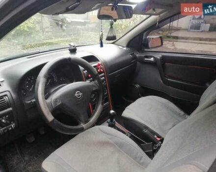 Серый Опель Астра, объемом двигателя 1.6 л и пробегом 202 тыс. км за 3300 $, фото 6 на Automoto.ua