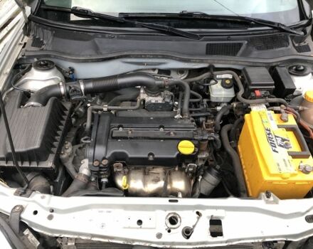 Серый Опель Астра, объемом двигателя 1.4 л и пробегом 207 тыс. км за 3500 $, фото 6 на Automoto.ua