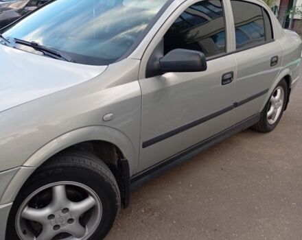 Серый Опель Астра, объемом двигателя 1.6 л и пробегом 183 тыс. км за 3600 $, фото 4 на Automoto.ua