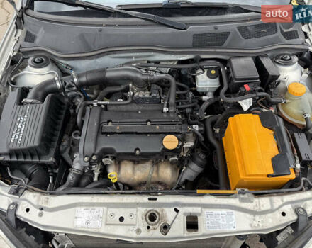 Опель Астра 2007 в Житомире на Automoto.ua Серый Опель Астра, объемом двигателя 1.39 л и пробегом 169 тыс. км за 3800 $, фото 8 на Automoto.ua