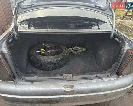 Серый Опель Астра, объемом двигателя 1.4 л и пробегом 279 тыс. км за 4300 $, фото 6 на Automoto.ua