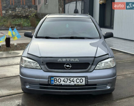 Серый Опель Астра, объемом двигателя 1.4 л и пробегом 188 тыс. км за 3800 $, фото 1 на Automoto.ua