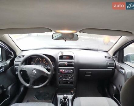 Сірий Опель Астра, об'ємом двигуна 1.4 л та пробігом 136 тис. км за 3000 $, фото 12 на Automoto.ua