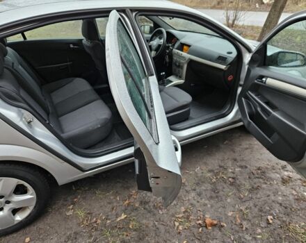 Сірий Опель Астра, об'ємом двигуна 1.3 л та пробігом 286 тис. км за 2350 $, фото 6 на Automoto.ua