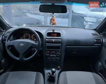 Серый Опель Астра, объемом двигателя 1.36 л и пробегом 335 тыс. км за 1990 $, фото 12 на Automoto.ua