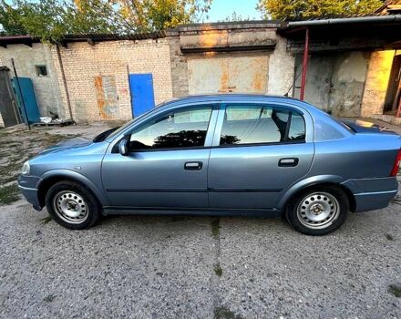 Серый Опель Астра, объемом двигателя 1.4 л и пробегом 228 тыс. км за 4000 $, фото 1 на Automoto.ua