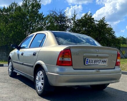 Сірий Опель Астра, об'ємом двигуна 1.4 л та пробігом 235 тис. км за 4300 $, фото 3 на Automoto.ua