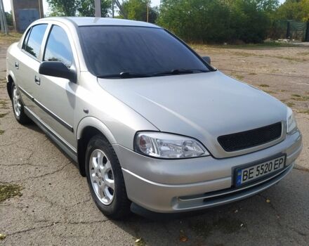 Серый Опель Астра, объемом двигателя 1.6 л и пробегом 145 тыс. км за 5000 $, фото 10 на Automoto.ua