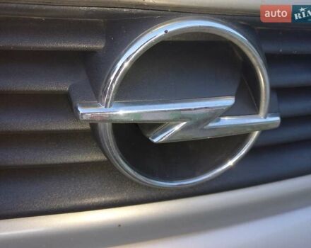 Серый Опель Астра, объемом двигателя 1.36 л и пробегом 175 тыс. км за 4500 $, фото 10 на Automoto.ua