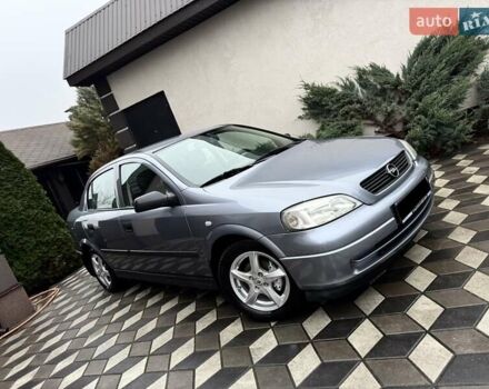 Сірий Опель Астра, об'ємом двигуна 1.6 л та пробігом 141 тис. км за 4950 $, фото 1 на Automoto.ua