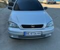 Серый Опель Астра, объемом двигателя 1.6 л и пробегом 159 тыс. км за 5000 $, фото 1 на Automoto.ua