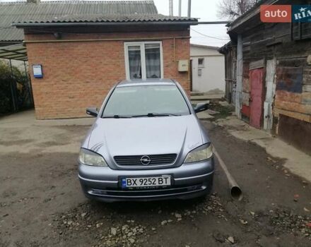 Серый Опель Астра, объемом двигателя 1.6 л и пробегом 202 тыс. км за 3300 $, фото 3 на Automoto.ua